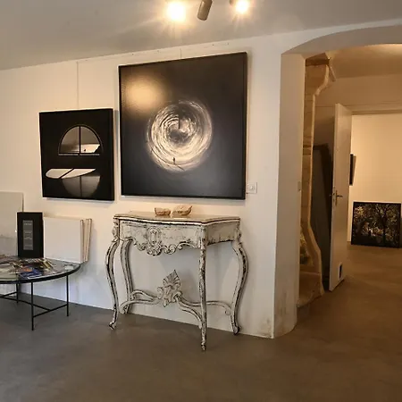 Dans Maison D'artiste *
